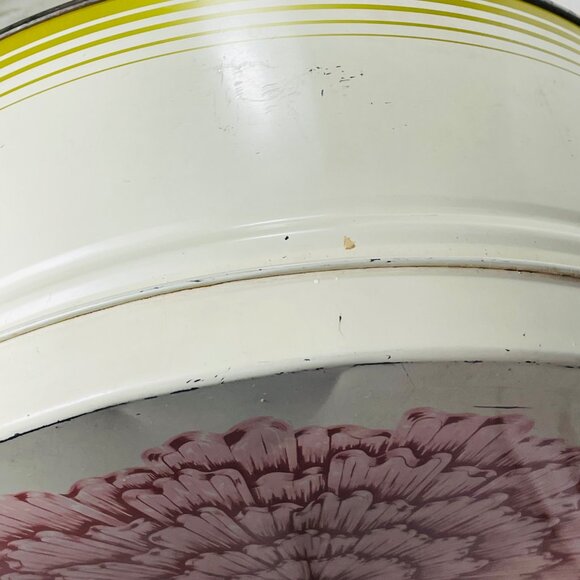 Quinlan’s Tin Vintage Romance Of The Pretzel 12” Tin Container W Floral Design - Picture 9 of 15